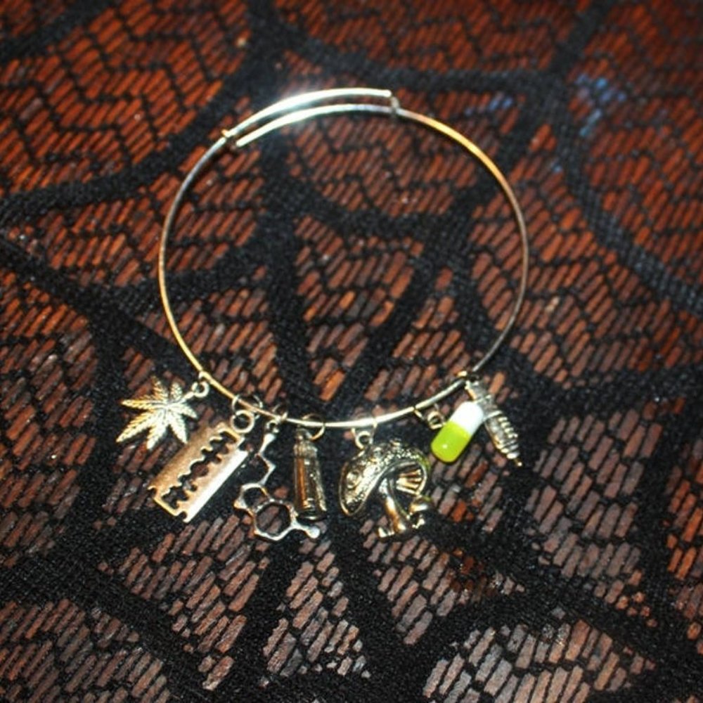 Yami Kawaii I don't do drugs, I am drugs bracelet.